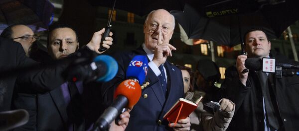 UN Syria envoy Staffan de Mistura gestures during a press briefing during Syrian peace talks on February 3, 2016 in Geneva UN Syria envoy Staffan de Mistura gestures during a press briefing during Syrian peace talks on February 3, 2016 in Geneva - Sputnik International