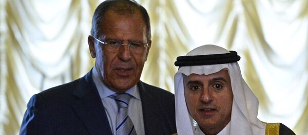 Russian Foreign Minister Sergei Lavrov (L) and his Saudi counterpart Adel Al-Jubeir - Sputnik International