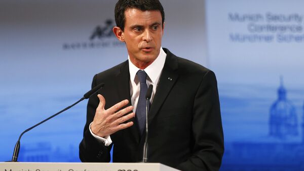 French Prime Minister Manuel Valls gestures during his speech on the podium at the Security Conference in Munich, Germany, Saturday, Feb. 13, 2016 - Sputnik International
