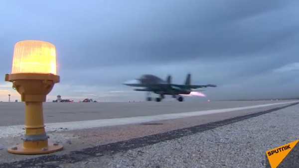 Russian Su-24 And Su-34 Jets Go on a Mission in Syria - Sputnik International