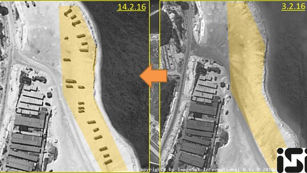Woody Island, a island in the South China Sea occupied by China and claimed by several other countries, is shown in satellite images taken on February 14, 2016 and February 3, 2016, in this handout image provided by ImageSat International N.V. 2016, on February 18, 2016 - Sputnik International