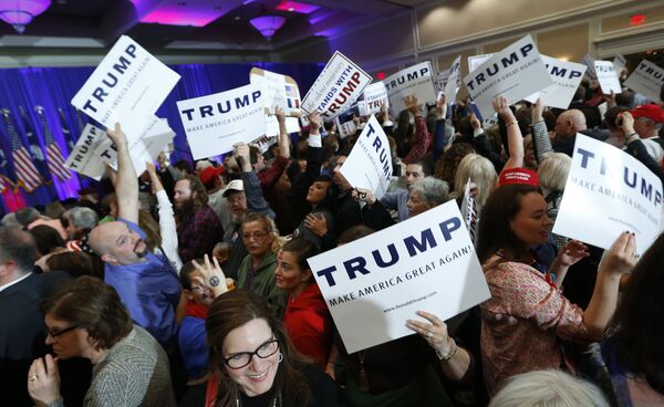 Trump supporters rally behind their candidate during the South Carolina primary process on Friday, February 19. Trump supporters rally behind their candidate during the South Carolina primary process on Friday, February 19. - Sputnik International