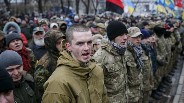 Members of self-defence battalions take part in a rally to commemorate demonstrators who were killed during the Maidan protests in 2014 in Kiev, Ukraine, February 20, 2016 - Sputnik International