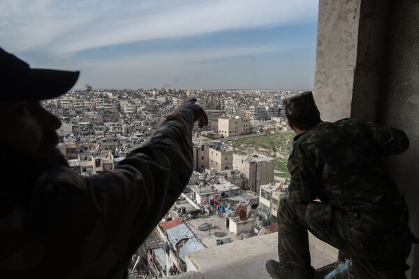 Battle for Aleppo: Life Under Flying Bullets - Sputnik International