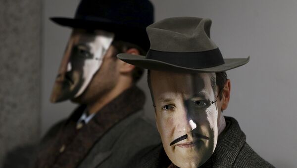 Men in David Cameron masks attend a Grassroots Out campaign event, in favour of Britain leaving the EU, in London, February 19, 2016. - Sputnik International
