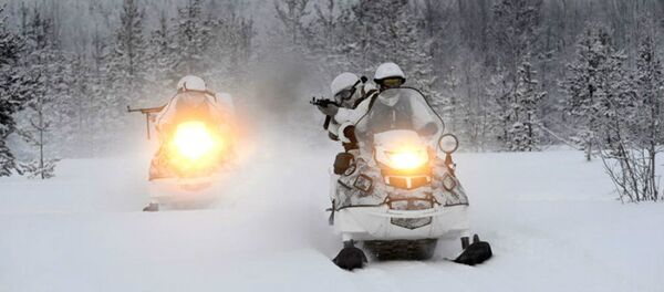 Army snowmobiles Army snowmobiles - Sputnik International