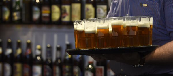 Beer is presented at the opening day of the Gruene Woche (Green Week) agricultural fair in Berlin on January 15, 2016 Beer is presented at the opening day of the Gruene Woche (Green Week) agricultural fair in Berlin on January 15, 2016 - Sputnik International