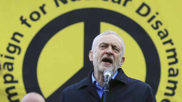 Jeremy Corbyn, the leader of Britain's opposition Labour Party, addresses a protest against the Trident nuclear missile system in London, February 27, 2016. - Sputnik International