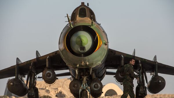 Su-22 fighter jet at the Syrian Air Force base in Homs province - Sputnik International