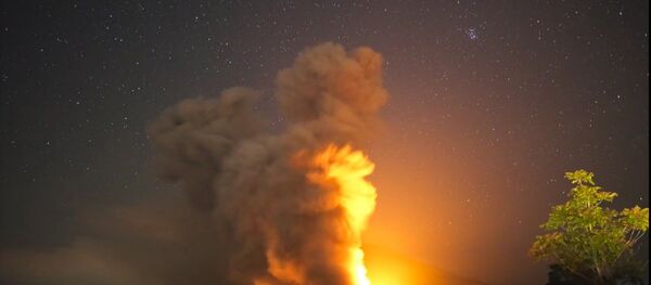 Sinabung volcano eruption. - Sputnik International