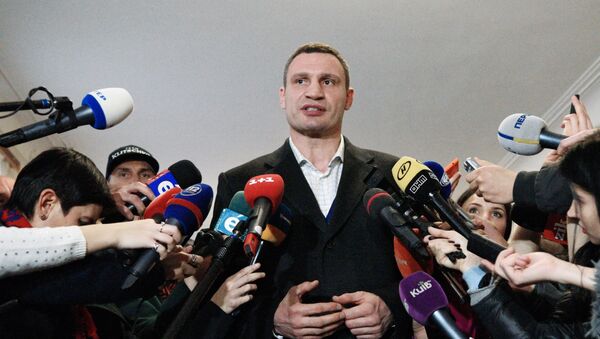 Kiev Mayor Vitaly Klitschko speaks to journalists - Sputnik International