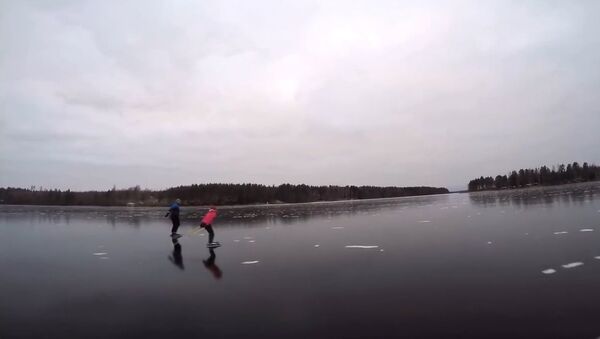 Tour Skating on Lake Saimaa | Punkaharju, Finland - Sputnik International