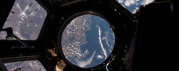 NASA astronaut Scott Kelly on the International Space Station took this Earth observation photo in the stations cupola that provides a 360 degree view. He tweeted this image with the comment: The view out my window. NASA astronaut Scott Kelly on the International Space Station took this Earth observation photo in the stations cupola that provides a 360 degree view. He tweeted this image with the comment: The view out my window. - Sputnik International