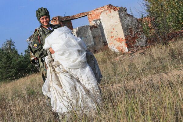 Deadly Beauties: Women of the Russian Airborne Assault Forces - Sputnik International