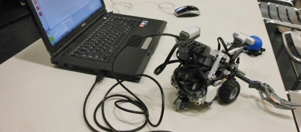 Robot Robot - Sputnik International