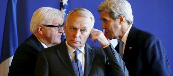French Foreign Minister Jean-Marc Ayrault (C), U.S. Secretary of State John Kerry (R) and German Foreign Minister Frank-Walter Steinmeier attend a news conference after meeting over the crisis in the Mideast, at the Quai d'Orsay ministry in Paris, France, March 13, 2016 French Foreign Minister Jean-Marc Ayrault (C), U.S. Secretary of State John Kerry (R) and German Foreign Minister Frank-Walter Steinmeier attend a news conference after meeting over the crisis in the Mideast, at the Quai d'Orsay ministry in Paris, France, March 13, 2016 - Sputnik International