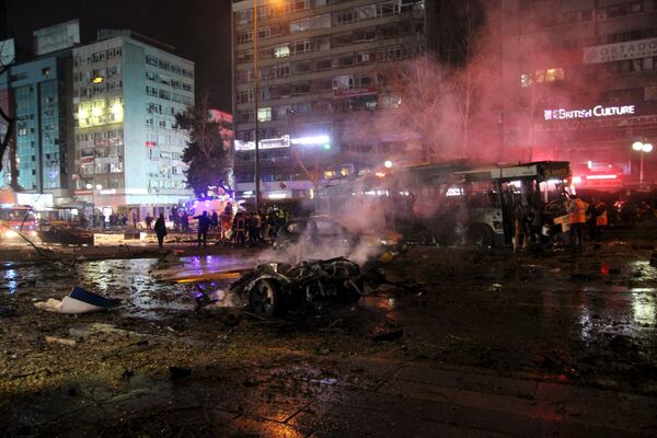 Terrorist Car Bomb Attack on Central Ankara Shreds Public Square - Sputnik International