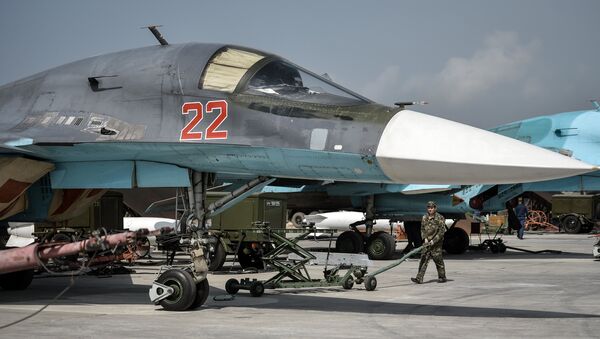 Su-34 multifunctional strike bomber at the Hmeimim airbase in the Latakia Governorate of Syria - Sputnik International