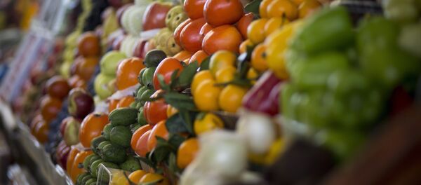 Vegetables are displayed for sale at Dorogomilovsky food market in Moscow, Russia, Friday, Nov. 27, 2015 Vegetables are displayed for sale at Dorogomilovsky food market in Moscow, Russia, Friday, Nov. 27, 2015 - Sputnik International
