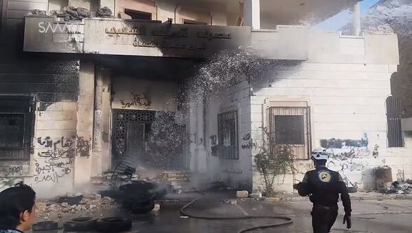 Burnt headquarters of al-Nusra Front in Maarat al-Numa - Sputnik International