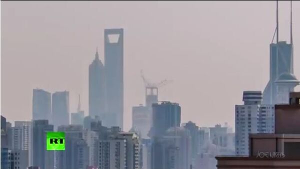2 min Timelapse: 630m Shanghai lightshow skyscraper dwarves megapolis - Sputnik International