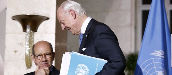U.N. mediator for Syria Staffan de Mistura leaves after a news conference after a meeting with a delegation of the High Negotiations Committee (HNC) during Syria peace talks at the United Nations in Geneva, Switzerland, March 17, 2016. U.N. mediator for Syria Staffan de Mistura leaves after a news conference after a meeting with a delegation of the High Negotiations Committee (HNC) during Syria peace talks at the United Nations in Geneva, Switzerland, March 17, 2016. - Sputnik International