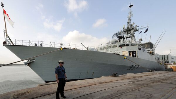 The Canadian frigate HMCS Fredericton docks in Mombasa harbor. (File) - Sputnik International