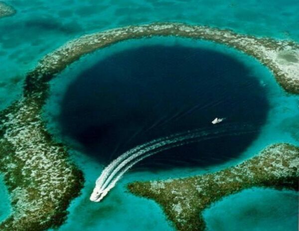 Great Blue Hole. Belize Great Blue Hole. Belize - Sputnik International