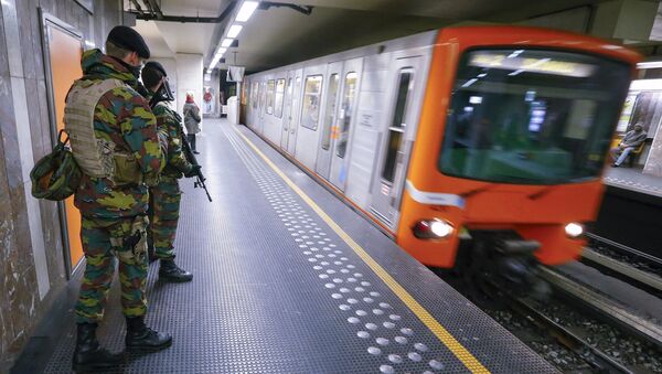 Belgian soldiers patrol in a subway station in Brussels, Belgium (File) - Sputnik International