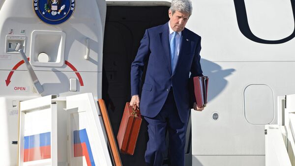 US Secretary of State John Kerry arrives in Moscow - Sputnik International