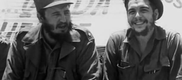Che Guevara and Fidel Castro - Sputnik International