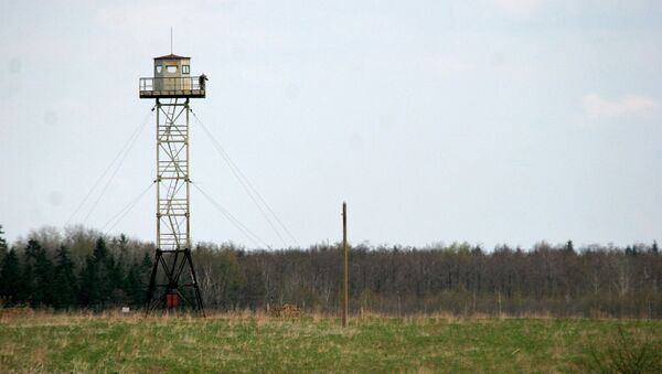 A Russian watchtower overlooks the disputed territories close to Pitalova region, near Vilaka, Latvia. (File) - Sputnik International