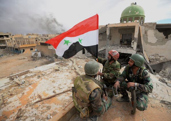 They Did It! Syrian Soldiers Savor the Liberation of Palmyra - Sputnik International