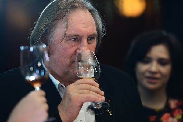 Gerard Depardieu at Crimean wine tasting Gerard Depardieu at Crimean wine tasting - Sputnik International