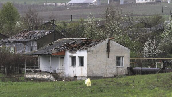 A house which was damaged during clashes between Armenian and Azeri forces, is seen in the town of Martakert in Nagorno-Karabakh region, which is controlled by separatist Armenians, April 3, 2016. - Sputnik International