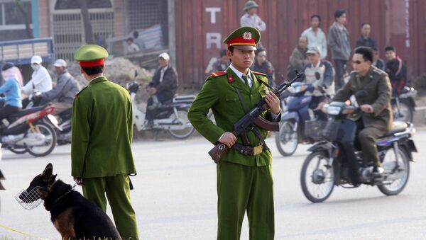 Vietnamese Policemen - Sputnik International