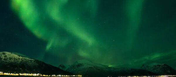 Emerge of the Northern Lights - Sputnik International