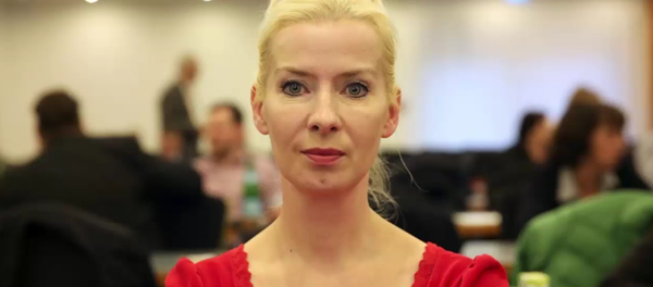 Petra Federau Petra Federau - Sputnik International