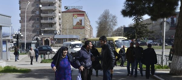 Locals in Stepanakert, the unrecognized Nagorno-Karabakh Republic - Sputnik International