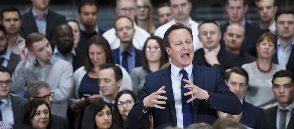 Britain's Prime Minister David Cameron holds a Q&A session on the forthcoming European Union referendum with staff of PricewaterhouseCoopers in Birmingham, Britain, April 5, 2016. Britain's Prime Minister David Cameron holds a Q&A session on the forthcoming European Union referendum with staff of PricewaterhouseCoopers in Birmingham, Britain, April 5, 2016. - Sputnik International