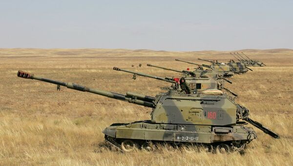 Self-propelled guns line up during the joint drills of the Shanghai Cooperation Organization (SCO) countries in Kazakhstan (File) - Sputnik International