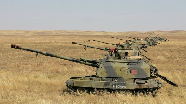 Self-propelled guns line up during the joint drills of the Shanghai Cooperation Organization (SCO) countries in Kazakhstan (File) - Sputnik International