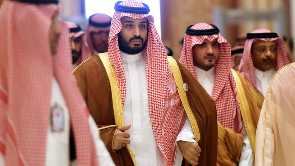 Saudi Defence Minister Mohammed bin Salman (2nd L), who is the desert kingdom's deputy crown prince and second-in-line to the throne, arrives at the closing session of the 4th Summit of Arab States and South American countries held in the Saudi capital Riyadh, on November 11, 2015 - Sputnik International