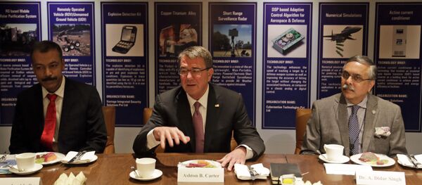 US Defense Secretary Ash Carter, center, speaks at Innovation Roundtable organized by Federation of Indian Chambers of Commerce and Industry, in New Delhi, India, Tuesday, April 12, 2016. US Defense Secretary Ash Carter, center, speaks at Innovation Roundtable organized by Federation of Indian Chambers of Commerce and Industry, in New Delhi, India, Tuesday, April 12, 2016. - Sputnik International