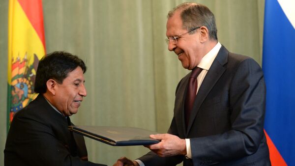 Russian Foreign Minister Sergei Lavrov (right) and Foreign Minister of the Plurinational State of Bolivia David Chokeuanki during the ceremony of signing joint documents in Moscow - Sputnik International