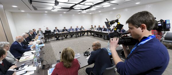 U.N. mediator on Syria Staffan de Mistura attends a meeting with the Syrian opposition High Negotiations Committee (HNC) during Syria peace talks at the United Nations in Geneva, Switzerland, April 15, 2016 - Sputnik International