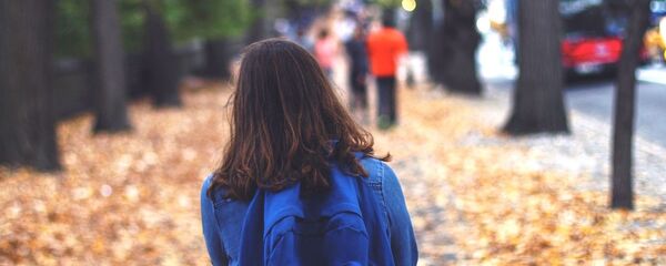 Schoolgirl in London - Sputnik International