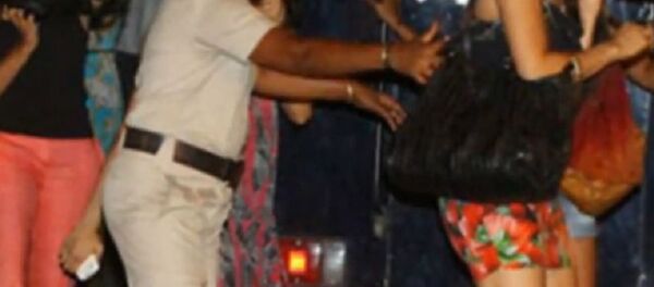 Chandigarh set to ban short skirts and indecent dresses in night clubs and discotheques Chandigarh set to ban short skirts and indecent dresses in night clubs and discotheques - Sputnik International