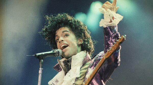 Rock singer Prince performs at the Forum in Inglewood, Calif., during his opening show, Feb. 18, 1985 - Sputnik International