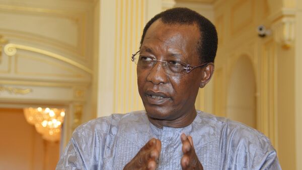 Chadian President Idriss Deby answers questions from journalists at the presidential palace in N'Djamena, Chad, April 20, 2016. - Sputnik International